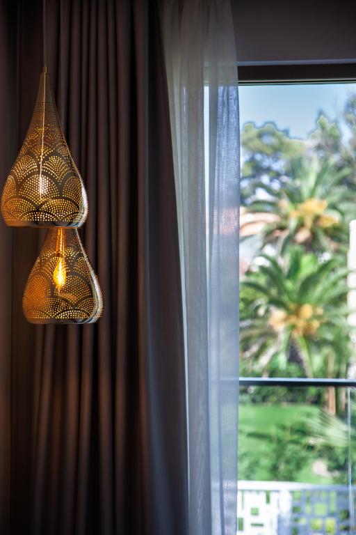 Хотел Laguna Resort Ханиоти, Халкидики