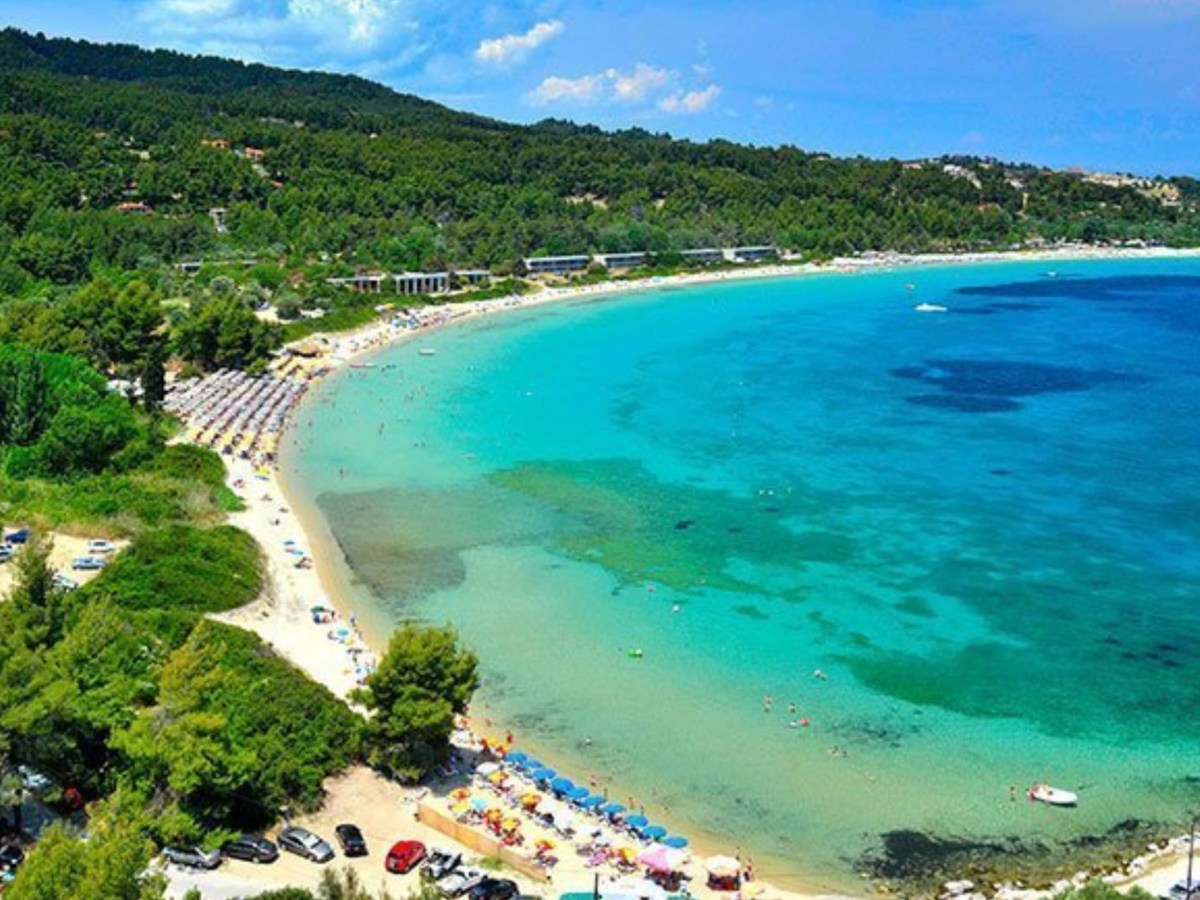 Топ 5 диви плажове на Халкидики – къде морето е истинско и&nbsp;недокоснато